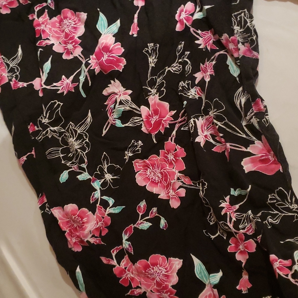 Black floral wide leg pants - Picture 3 of 3